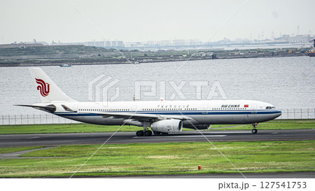 中国国際航空 離陸滑走 羽田空港 中国国際航空 離陸滑走 羽田空港 127541753