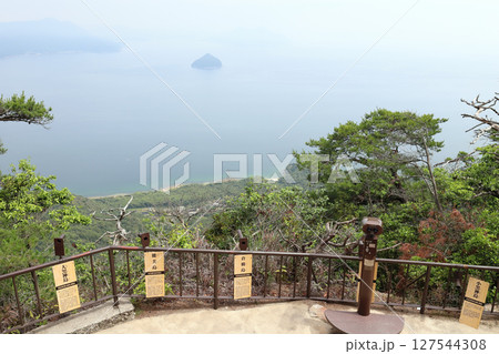 宮島 獅子岩展望台からの風景（広島県 廿日市市 厳島神社） 127544308