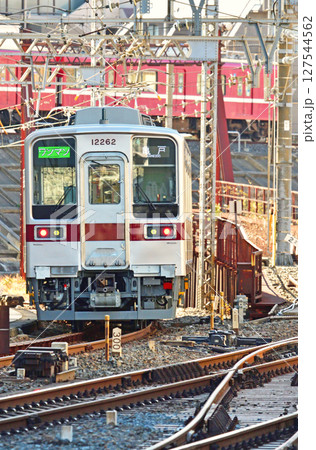 鉄道　私鉄：東武亀戸線　10000系　11262F　 127544562