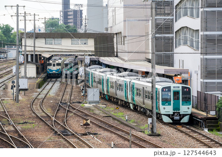 【徳島線】徳島駅に停車する普通列車 127544643