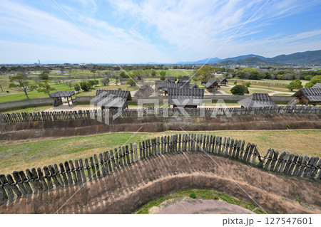 吉野ヶ里遺跡　集落の様子 127547601