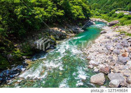 中山七里【岐阜県飛騨川沿いの絶景】 中山七里【岐阜県飛騨川沿いの絶景】 127549684