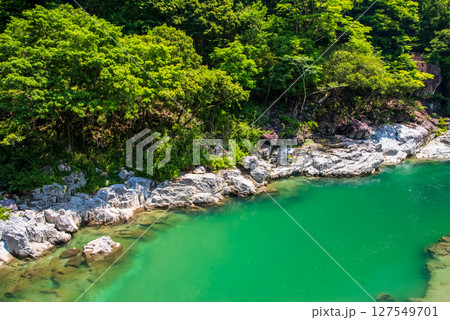 中山七里【岐阜県飛騨川沿いの絶景】 中山七里【岐阜県飛騨川沿いの絶景】 127549701