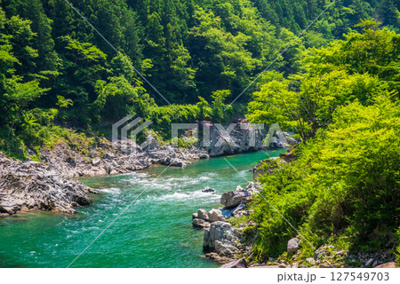 中山七里【岐阜県飛騨川沿いの絶景】 127549703