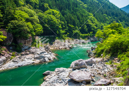 中山七里【岐阜県飛騨川沿いの絶景】 中山七里【岐阜県飛騨川沿いの絶景】 127549704