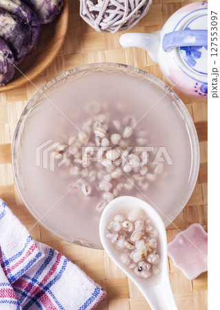 Job's tears soup Job's tears soup 127553097