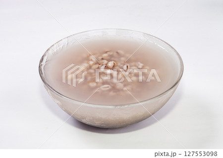Job's tears soup  127553098