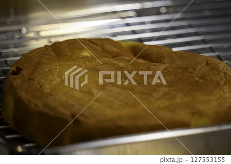 デコレーションケーキ作り 127553155