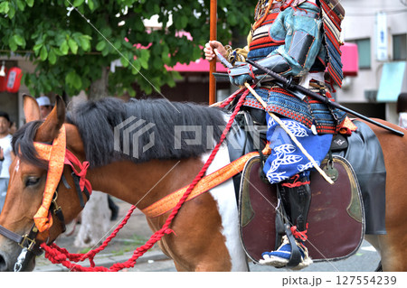 楠公武者行列 騎馬武者 神戸湊川神社の御神幸 楠公武者行列 騎馬武者 神戸湊川神社の御神幸 127554239