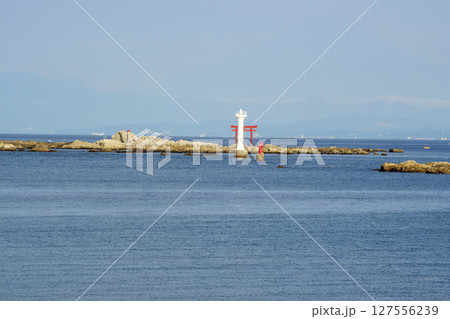 葉山町森戸海岸の梅雨 葉山町森戸海岸の梅雨 127556239