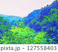新緑に映える山々 127558403