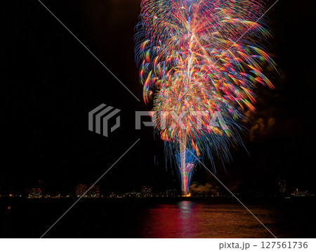 打ち上げ花火 打ち上げ花火 127561736