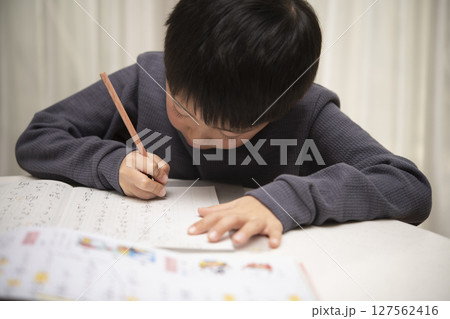 子供 子供 127562416