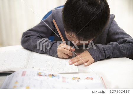 子供 127562417