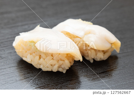 つぶ貝の美味しい握り鮨 127562667