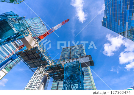 日本の東京都市景観 新橋脚が出現！。完全消滅…さよなら渋谷駅西口。中央のビルも完全に解体…＝21日 127563474