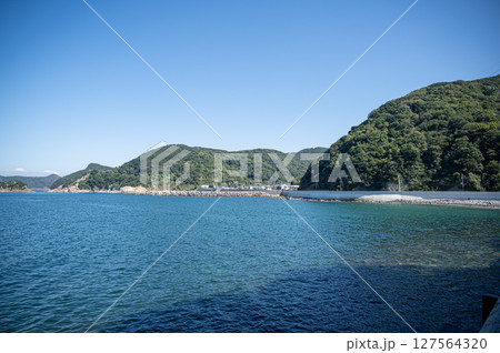 青い海と空 127564320