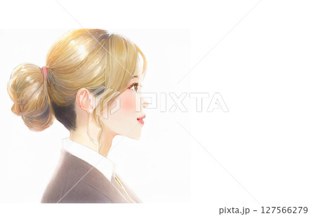 スーツの若い女性 127566279