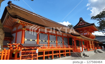 八幡様の総本宮 宇佐神宮本殿 八幡様の総本宮 宇佐神宮本殿 127566464