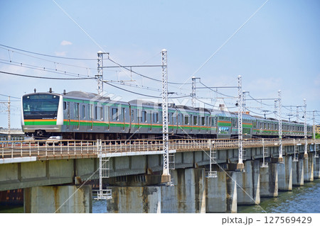 東海道本線 茅ヶ崎-平塚 JR東日本 E233系3000番台 E16編成(国府津) 東海道本線 茅ヶ崎-平塚 JR東日本 E233系3000番台 E16編成(国府津) 127569429