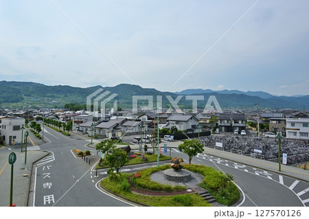 晴天の篠ノ井駅前 長野 晴天の篠ノ井駅前 長野 127570126