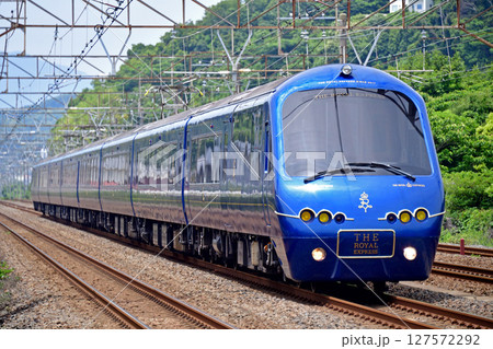 東海道本線　二宮－大磯　伊豆急行　2100系　R-5編成　ロイヤルエクスプレス 127572292