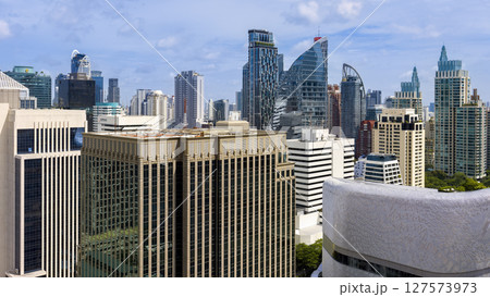 タイ・バンコク中心部の高層ビル群 /  Bangkok, Thailand 127573973