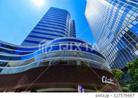 東京　千代田区　有楽町の都市風景　日比谷シャンテ 127576667