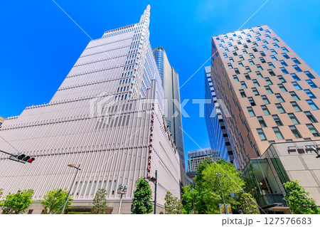 東京　千代田区　有楽町の都市風景　東京宝塚ビル 127576683