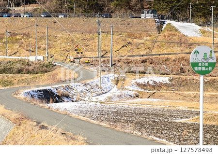 道の駅 遠野風の丘近くの踏切 127578498