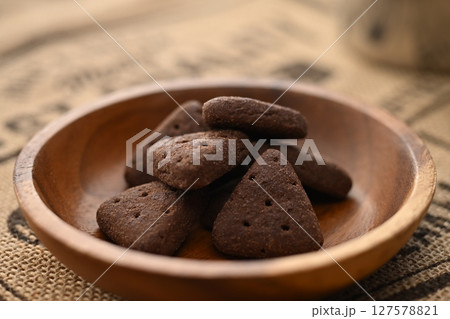 まるでケーキなビスケット ガトーショコラ味 まるでケーキなビスケット ガトーショコラ味 127578821