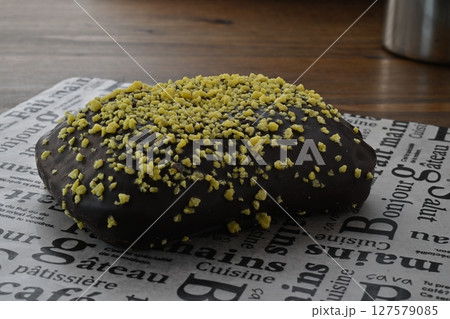 ゴールデンクランチドーナツ 127579085
