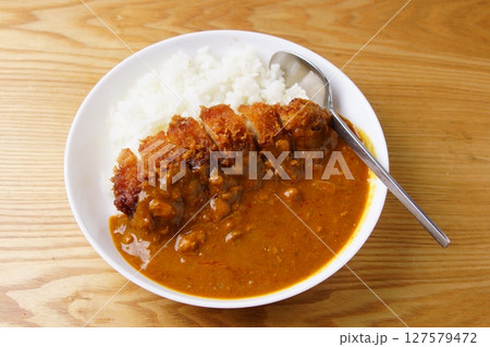ロースカツカレー 127579472