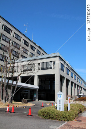 草津市役所の外観 127581079