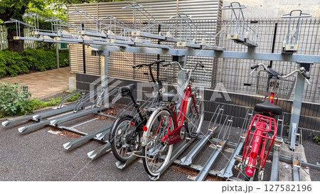 自転車置き場3 127582196