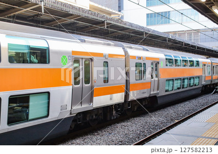 中央線・快速電車・グリーン車 127582213