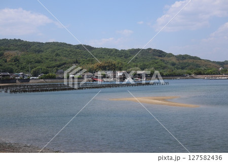 江田島海岸と瀬戸内海(広島県) 江田島海岸と瀬戸内海(広島県) 127582436