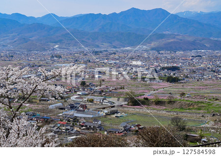 春の甲州市俯瞰 127584598