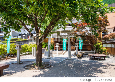 下呂温泉街の風景『かえる神社』 127585968