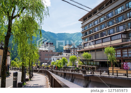 温泉街の風景【下呂温泉】《岐阜県下呂市》 温泉街の風景【下呂温泉】《岐阜県下呂市》 127585973