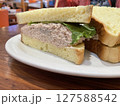 美味しいツナサンドイッチ 127588542