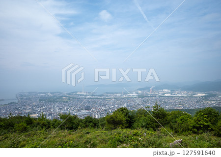 日本の兵庫県赤穂市の雄鷹台山の美しい風景 127591640
