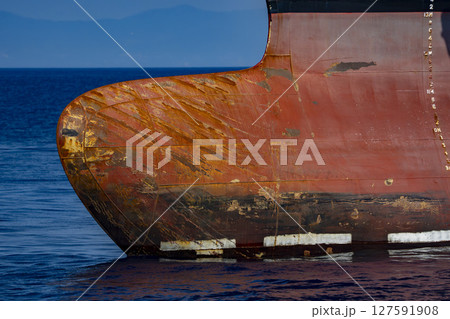 Big container ship prow detail Big container ship prow detail 127591908