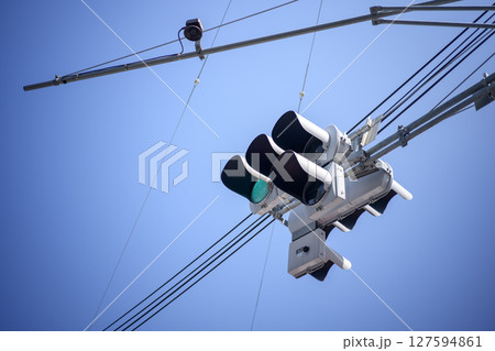 青信号 青色 LED 信号機 青い信号 127594861