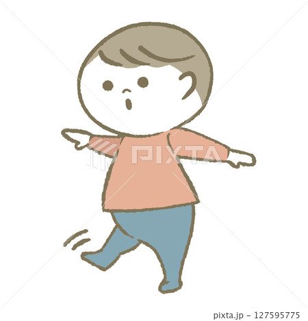 笑顔で歩く赤ちゃん　ピンク 127595775