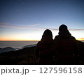 夜明けを待つ 127596158