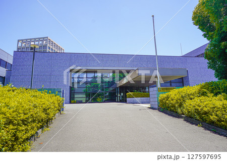 国立感染症研究所 127597695