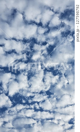 モコモコフカフカの雲 127598792