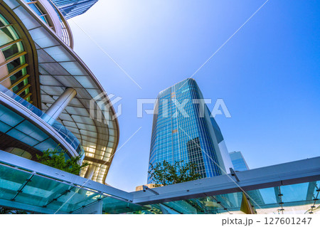 日本の東京都市景観　高輪ゲートウェイシティなどを望む 127601247