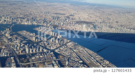 空から見る東京湾 127601433